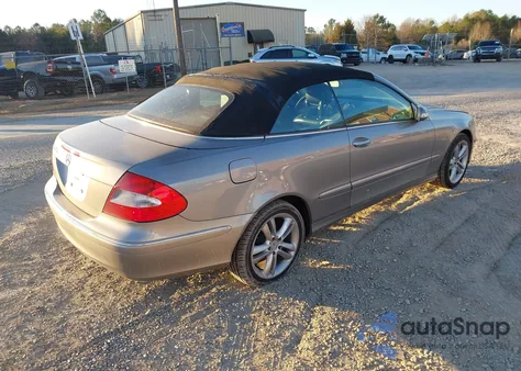 2006 Mercedes-Benz Clk 350 z USA, uszkodzony, nr VIN WDBTK56G66TO69693